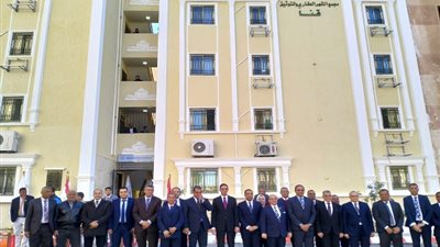 وزارة العدل تفتتح مجمع الشهر العقاري والتوثيق بمحافظة قنا