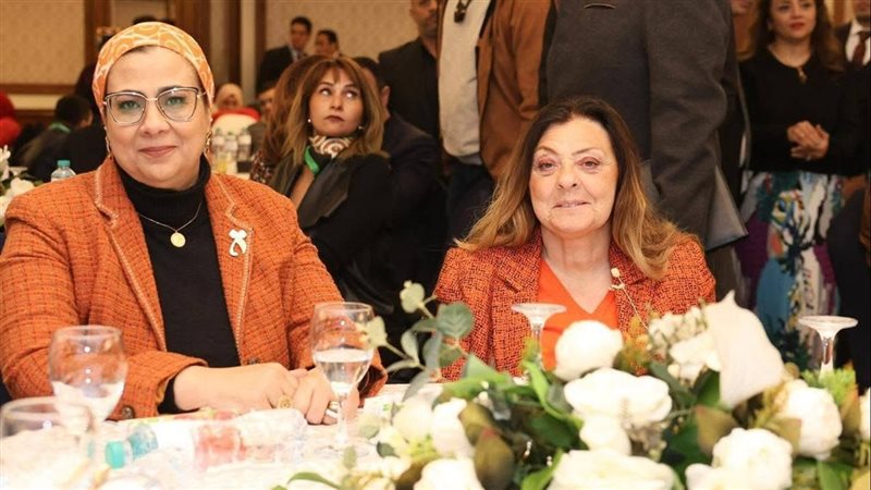 د إيمان كريم والمستشارة