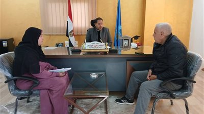 رئيس مدينة الرحمانية في البحيرة يناقش شكاوى المواطنين في لقاء دوري