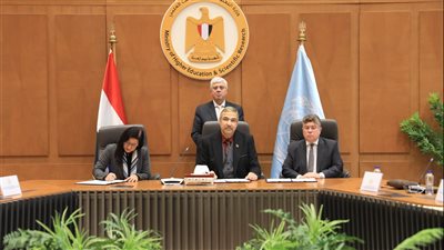 وزير التعليم العالي يشهد توقيع اتفاق ثلاثي بين وزارتي التعليم العالي والخارجية