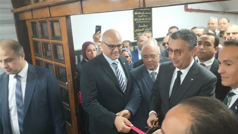 وزير التموين ومحافظ
