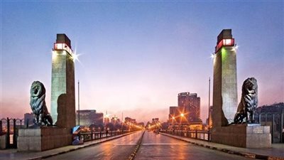 تحويلات مرورية وغلق جزئي بكوبري قصر النيل تزامنا مع أعمال الصيانة