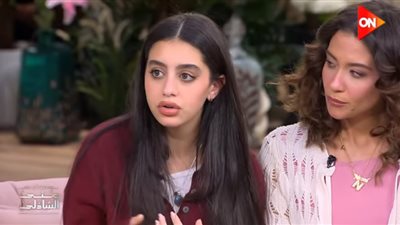 ياسمينا العبد: ميد تيرم عمل درامي يحمل العديد من التفاصيل والقصص الإنسانية