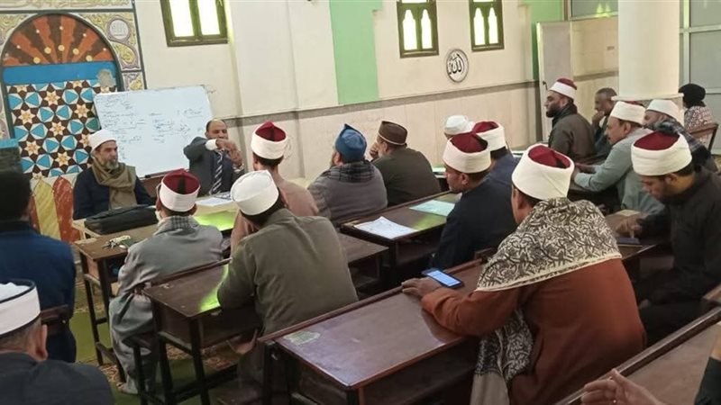 الدورة العلمية لأئمة
