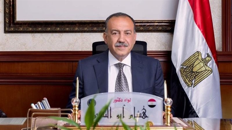 محافظ أسيوط 