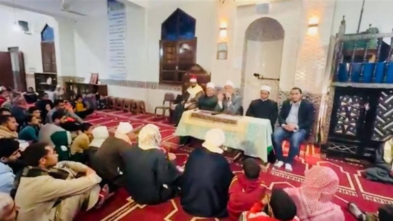 جانب من الندوة بقرية