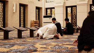 موطن من مواطن إجابة الدعاء.. ما فضل الدعاء بعد التشهد الأخير في الصلاة؟