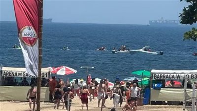 مصرع طيار إثر سقوط طائرته في البحر في ريو دي جانيرو البرازيلية l فيديو