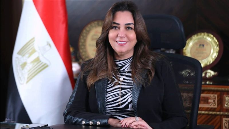 الدكتورة منال عوض