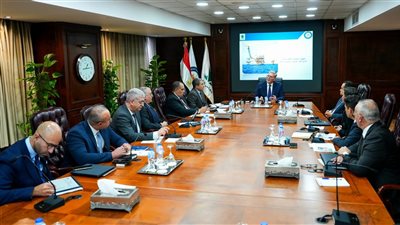 وزير البترول يعقد اجتماعاً لمتابعة مشروعات زيادة إنتاج الغاز خلال العام الجديد