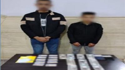 أثناء توزيع بطاقات شخصية ومبالغ مالية على الناخبين.. ضبط شخصين في جهينة بسوهاج
