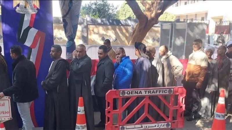 توافد الناخبين في