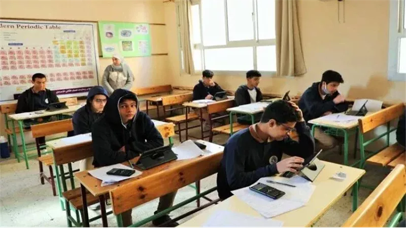 امتحانات الفصل الدراسي