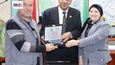 تقديرًا لدور العاملين.. رئيس «مياه الفيوم» يستقبل وفد اتحاد العمال بالمحافظة