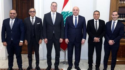 الرئيس اللبناني يستقبل وزير البترول والثروة المعدنية والوفد المرافق
