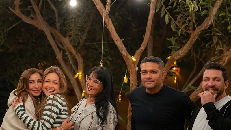 أبطال مسلسل اتنين