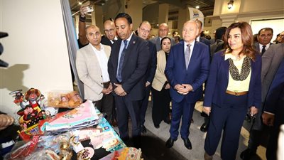 وزيرا التموين والتنمية ومحافظ القاهرة يفتتحون معرض مستلزمات الأسرة بالقاهرة