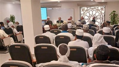 أكاديمية الأزهر العالمية تنظم ندوة تثقيفية حول تحديات اللغة والنسق المعرفي