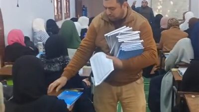 بالمجان..أوقاف شمال سيناء توزع الكتب الدراسية على طلاب مراكز إعداد المحفظين