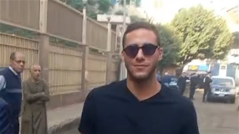 اللاعب رمضان صبحي 