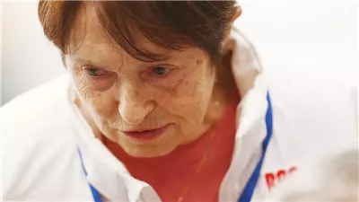 روسية في الـ 84 تبهر الغرب بفقرة التزلج المبهرة على الجليد