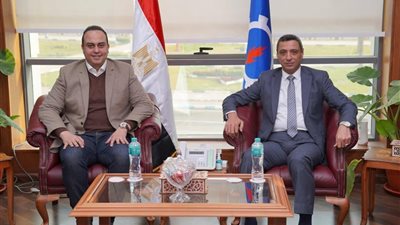 عقب قرار رئيس الوزراء.. رئيس الرعاية الصحية يتفقد المستشفى العام بالسويس