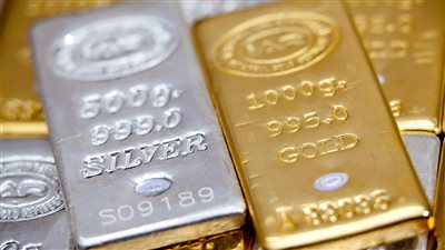 انخفاض الذهب والفضة بعد رفع هوامش العقود الآجلة مجدداً