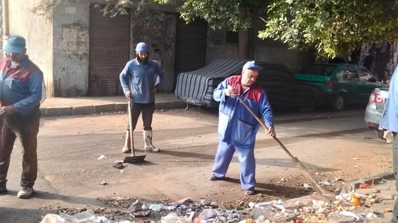 جانب من أعمال النظافة