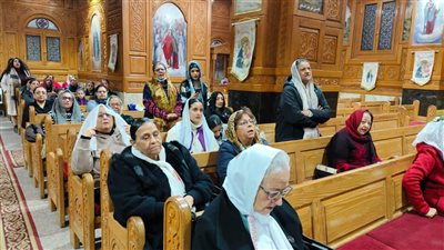  أقباط بورسعيد يؤدون صلوات قداس رأس السنة بكنيسة الأنبا بيشوي