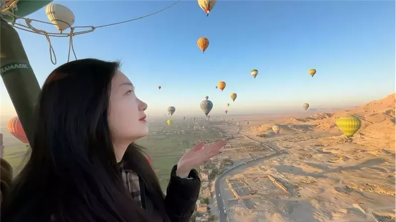 الرحلات الطائرة