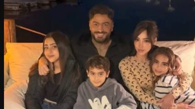 رغم انفصالهما.. تامر حسني وبسمة بوسيل يحتفلان بالسنة الجديدة مع أبنائهما