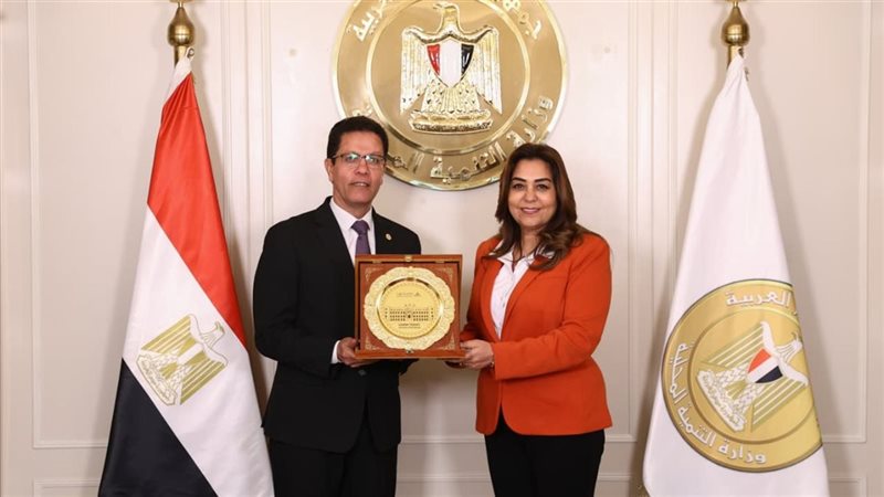 وزيرة التنمية المحلية