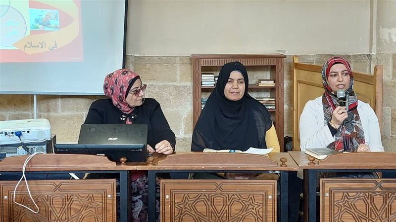 جانب من الندوة