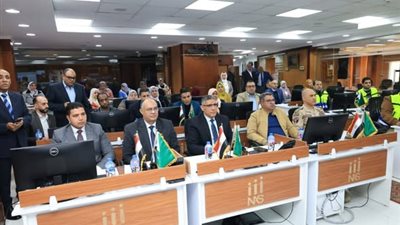 محافظ الجيزة يتابع أعمال فتح لجان جولة إعادة انتخابات مجلس النواب بـ٧ دوائر