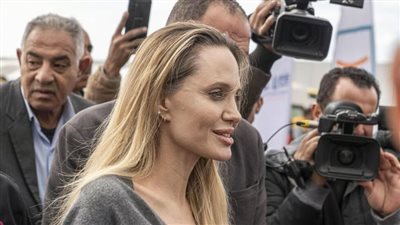 يديعوت أحرونوت: أنجلينا جولي تجنبت اللوم على حماس أثناء زيارتها لمعبر رفح  