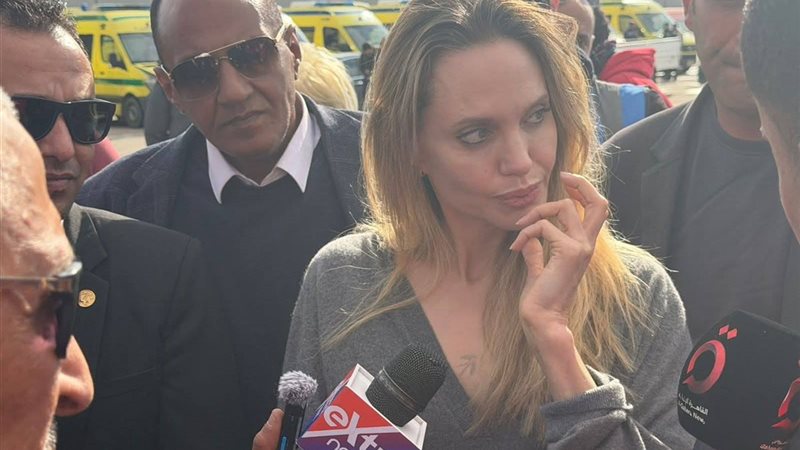 زيارة أنجلينا جولي