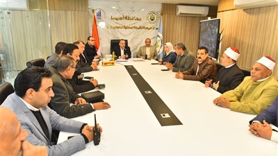 محافظ أسيوط: انتهاء اليوم الأول من جولة الإعادة لانتخابات النواب بانضباط كامل 