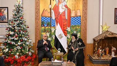 وزير العدل يزور الكاتدرائية المرقسية للتهنئة بعيد الميلاد المجيد