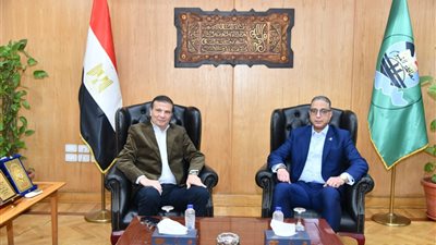 محافظ الفيوم يستقبل وزير الزراعة لتفقد عدد من المشروعات الإنتاجية والخدمية 
