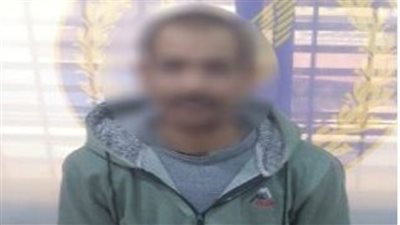 ضبط شخص بحوزته كروت دعاية انتخابية بمحيط لجنة بكوم حمادة