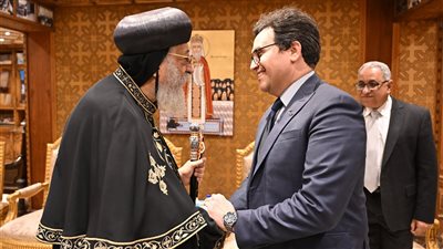 البابا تواضروس الثاني يستقبل وزير الثقافة للتهنئة بالعيد