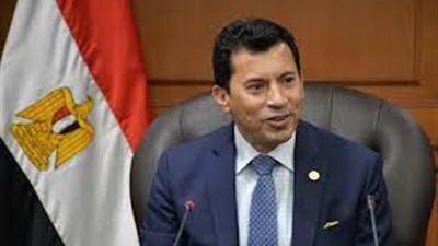 وزير الشباب والرياضة يهنئ أبطال منتخب مصر للخماسي