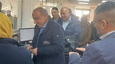 وزير الكهرباء يتفقد منشآت بورفؤاد ويتابع خطة التشغيل والسلامة