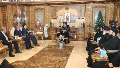 البابا تواضروس الثاني يستقبل وزير الثقافة بالكاتدرائية المرقسية