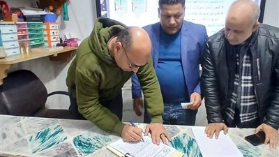 غلق السناتر ومراكز الدروس الخصوصية المخالفة بأبو المطامير في حملة مكبرة
