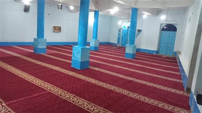 مديرية أوقاف أرمنت تفرش مسجد 