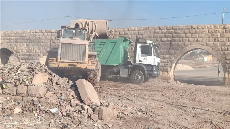 أعمال رفع القمامة