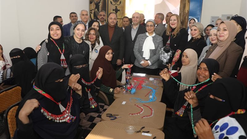محافظ بنى سويف خلال