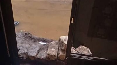 بيوتنا غرقت في المجاري.. استغاثة من أهالي النعامنة بمنيا القمح لرئيس الوزراء