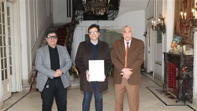 وزير الثقافة يلتقي صانع الناي ياسر الشافعي ويوجّه بعقد ندوة علمية لمناقشة بحثه
